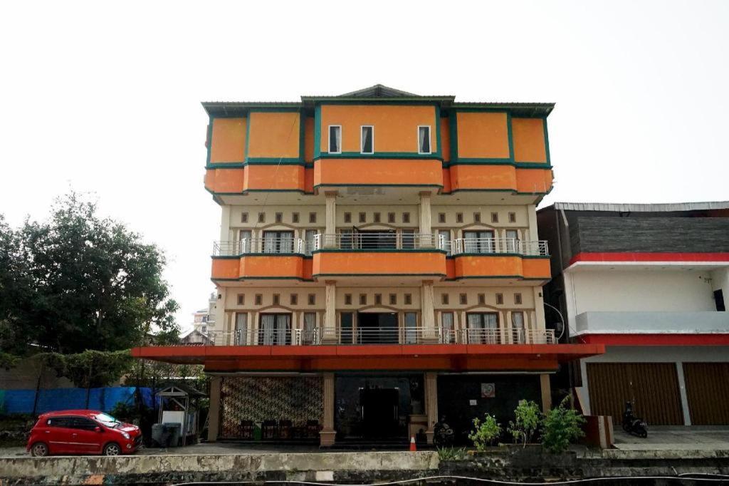 Hotel Golden Vella Pangkal Pinang Zewnętrze zdjęcie