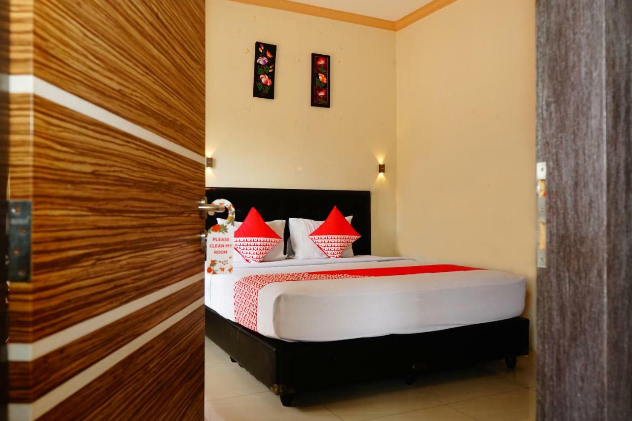 Hotel Golden Vella Pangkal Pinang Zewnętrze zdjęcie
