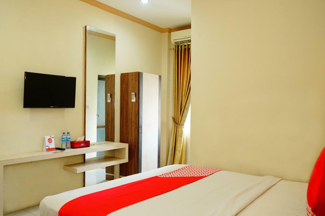 Hotel Golden Vella Pangkal Pinang Zewnętrze zdjęcie
